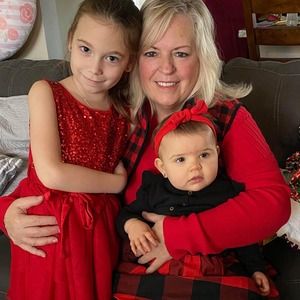 Meet your Posher, Debra